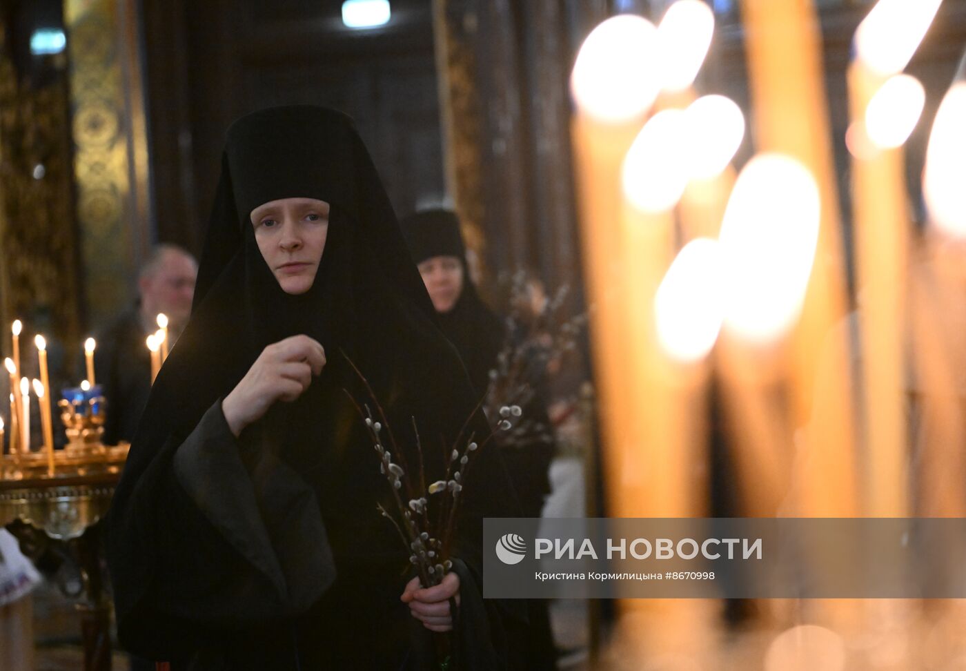 Освящение верб накануне Вербого воскресенья