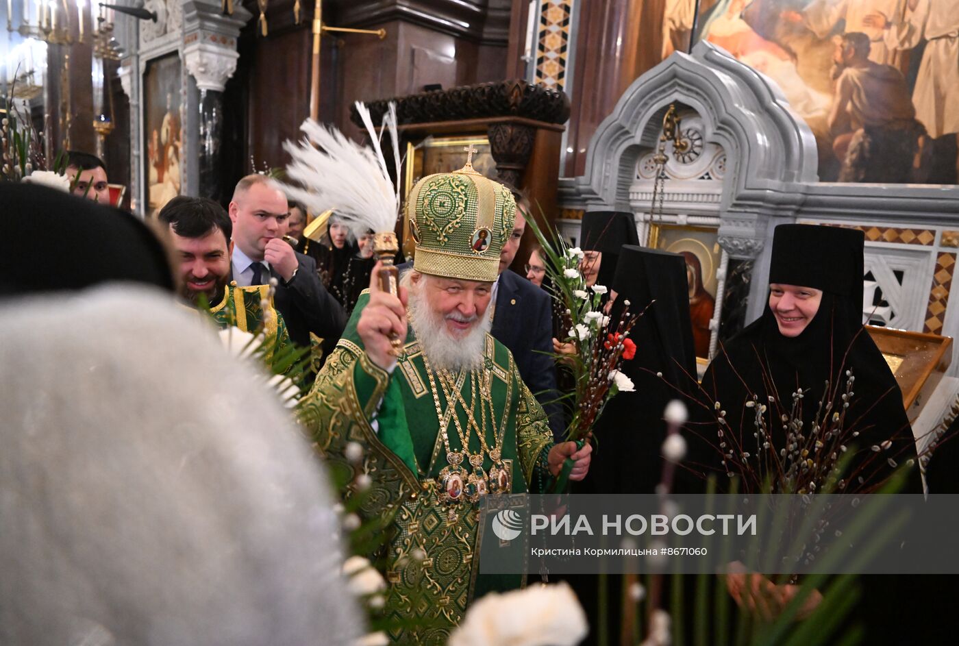 Освящение верб накануне Вербного воскресенья