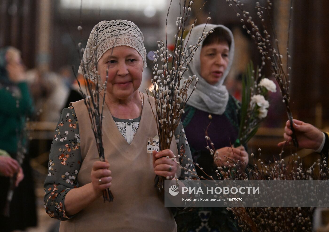 Освящение верб накануне Вербного воскресенья