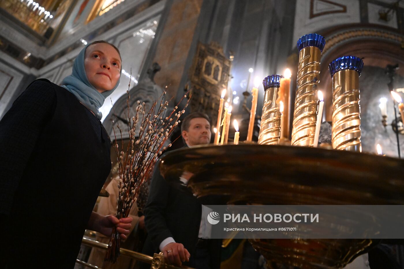 Освящение верб накануне Вербного воскресенья