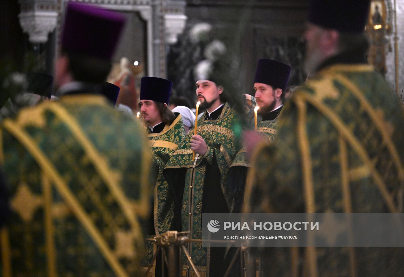 Освящение верб накануне Вербного воскресенья