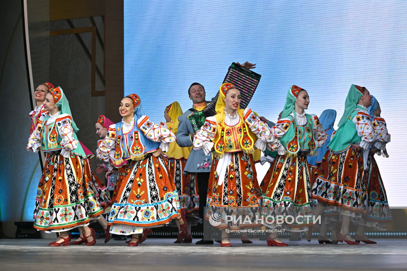 Выставка "Россия". Танцевальный турнир "Липецкий перепляс"