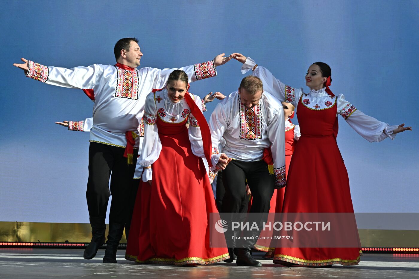 Выставка "Россия". Танцевальный турнир "Липецкий перепляс"