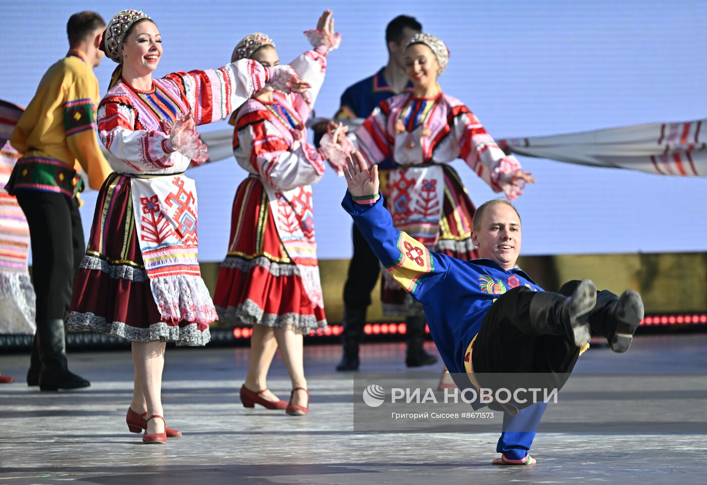 Выставка "Россия". Танцевальный турнир "Липецкий перепляс"