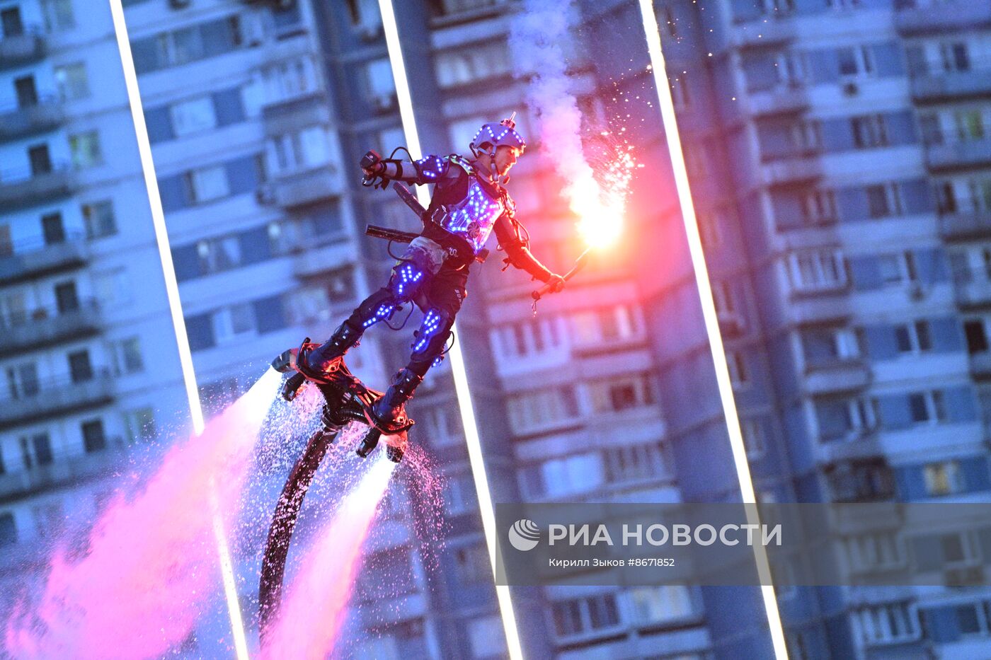 Празднование открытия летней речной навигации в Южном речном порту