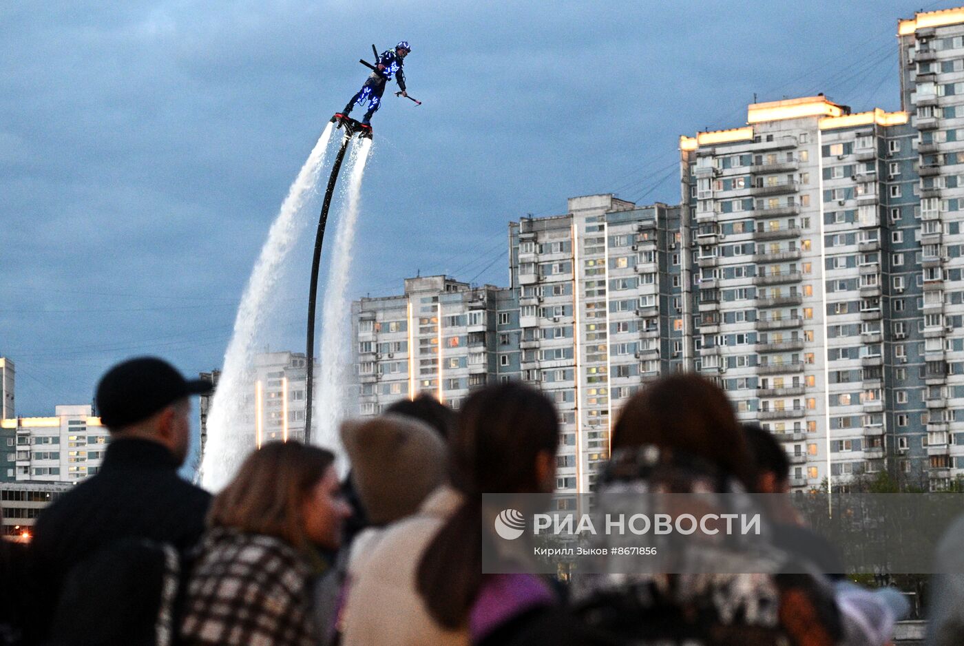 Празднование открытия летней речной навигации в Южном речном порту