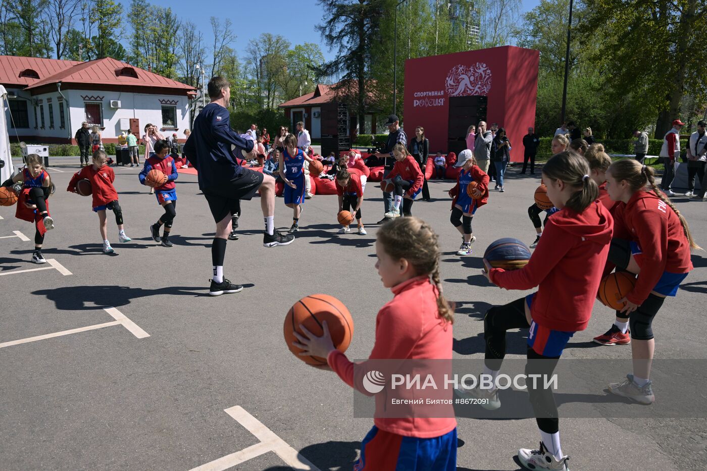 Выставка "Россия". Открытие главной спортивной площадки – "Спортивная Россия"