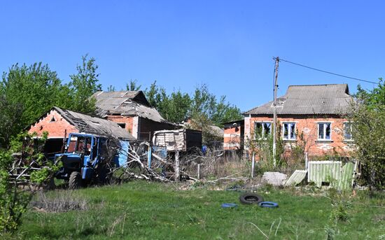 Жизнь мирного населения на линии фронта в Харьковской области