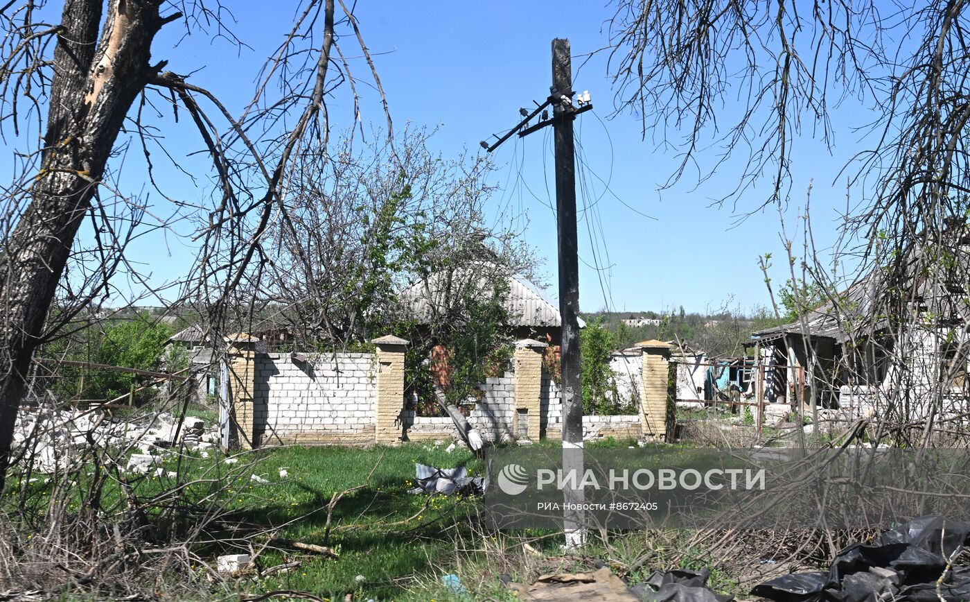 Жизнь мирного населения на линии фронта в Харьковской области | РИА Новости  Медиабанк