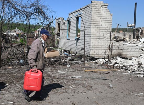 Жизнь мирного населения на линии фронта в Харьковской области