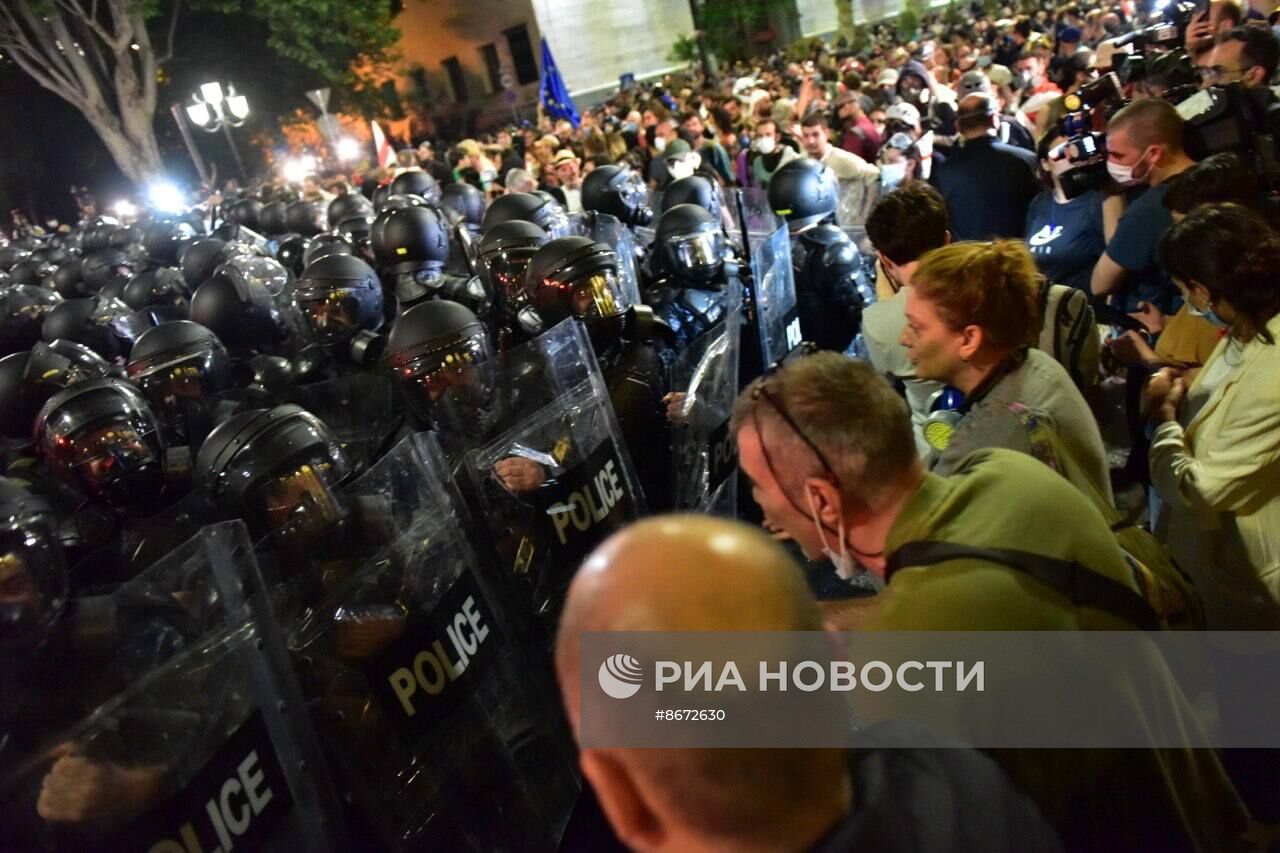 Протесты в Тбилиси против закона об иноагентах