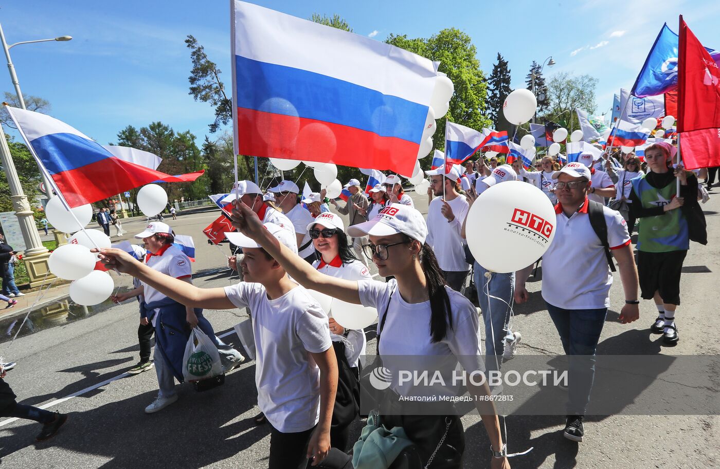 Выставка "Россия". Шествие и флешмоб "Труд крут"