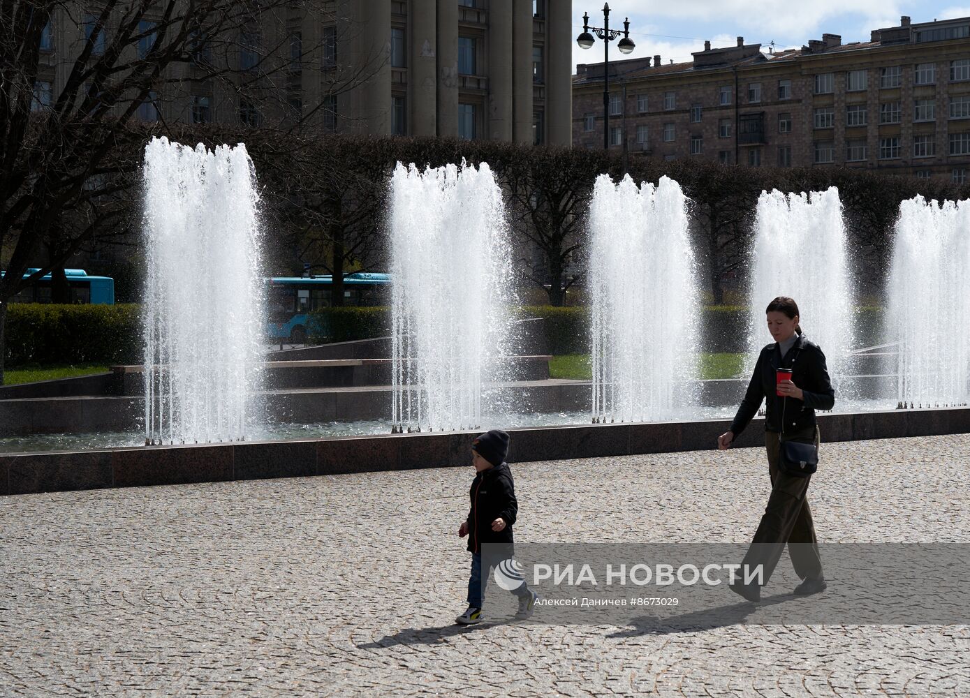 В Санкт-Петербурге открылся сезон фонтанов