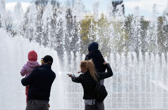 В Санкт-Петербурге открылся сезон фонтанов