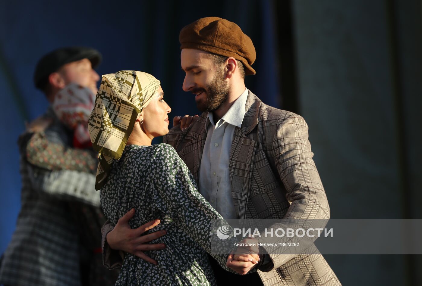 Выставка "Россия". Концерт "Мир. Труд. Май. Перезагрузка"