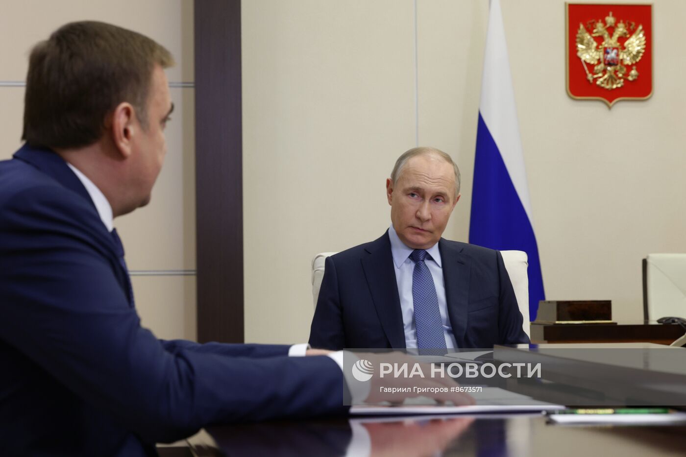 Президент Владимир Путин встретился с губернатором Тульской области Алексеем Дюминым