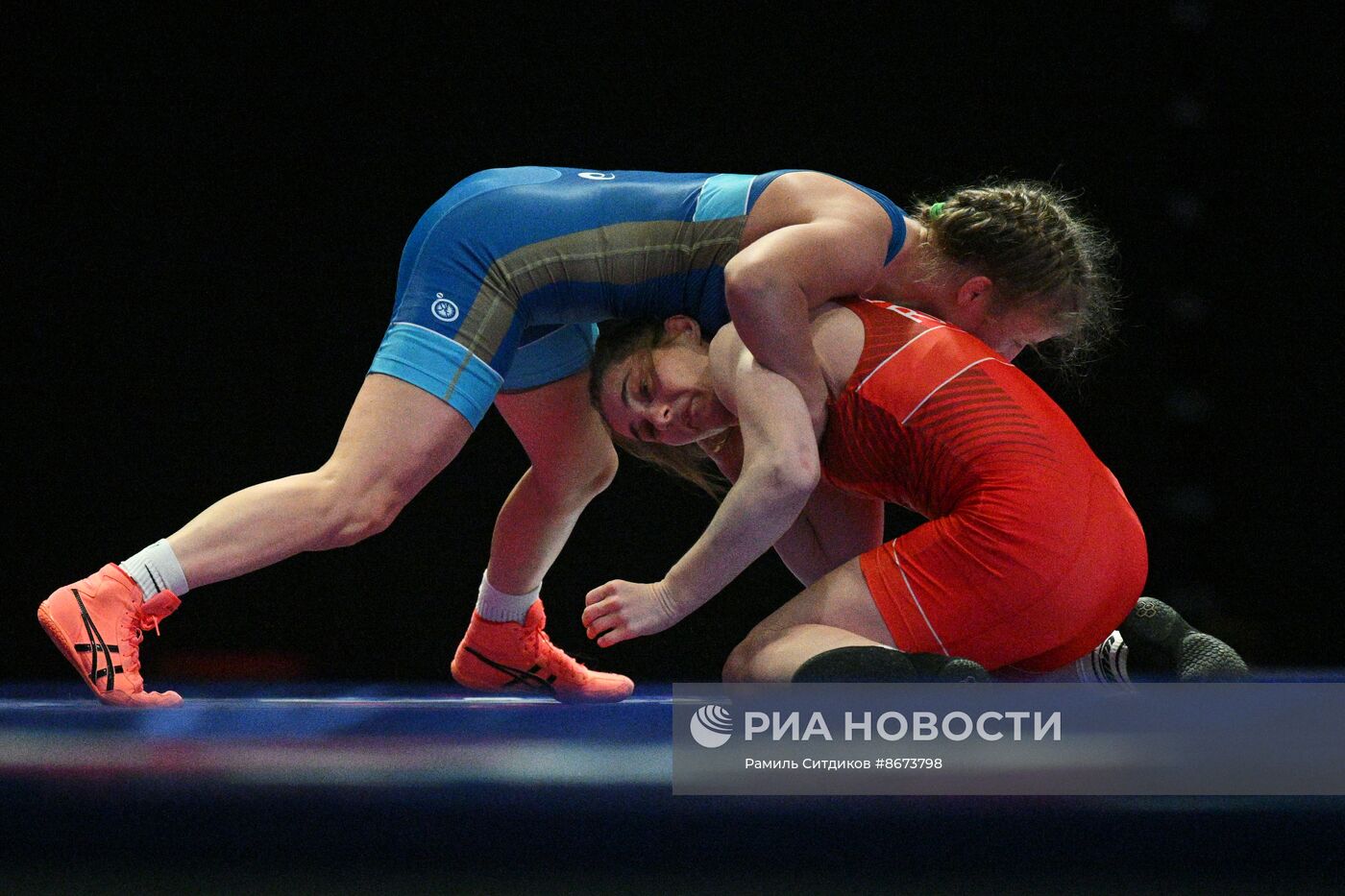 Предолимпийский чемпионат России по вольной борьбе-2024