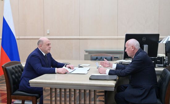 Премьер-министр Михаил Мишустин встретился с директором госкорпорации "Ростех" Сергеем Чемезовым