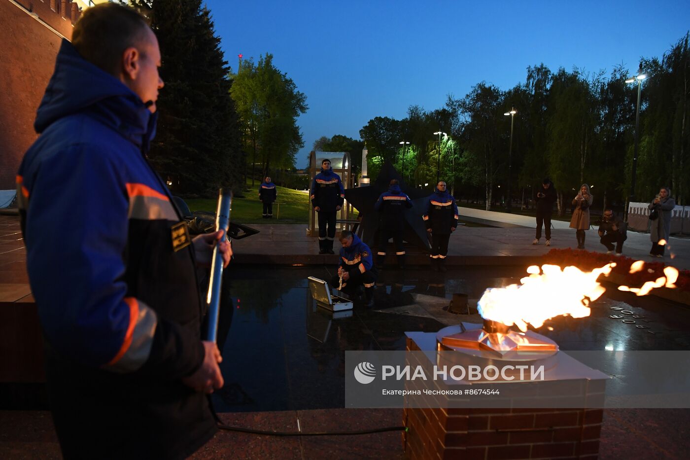 Профилактика Вечного огня в Александровском саду