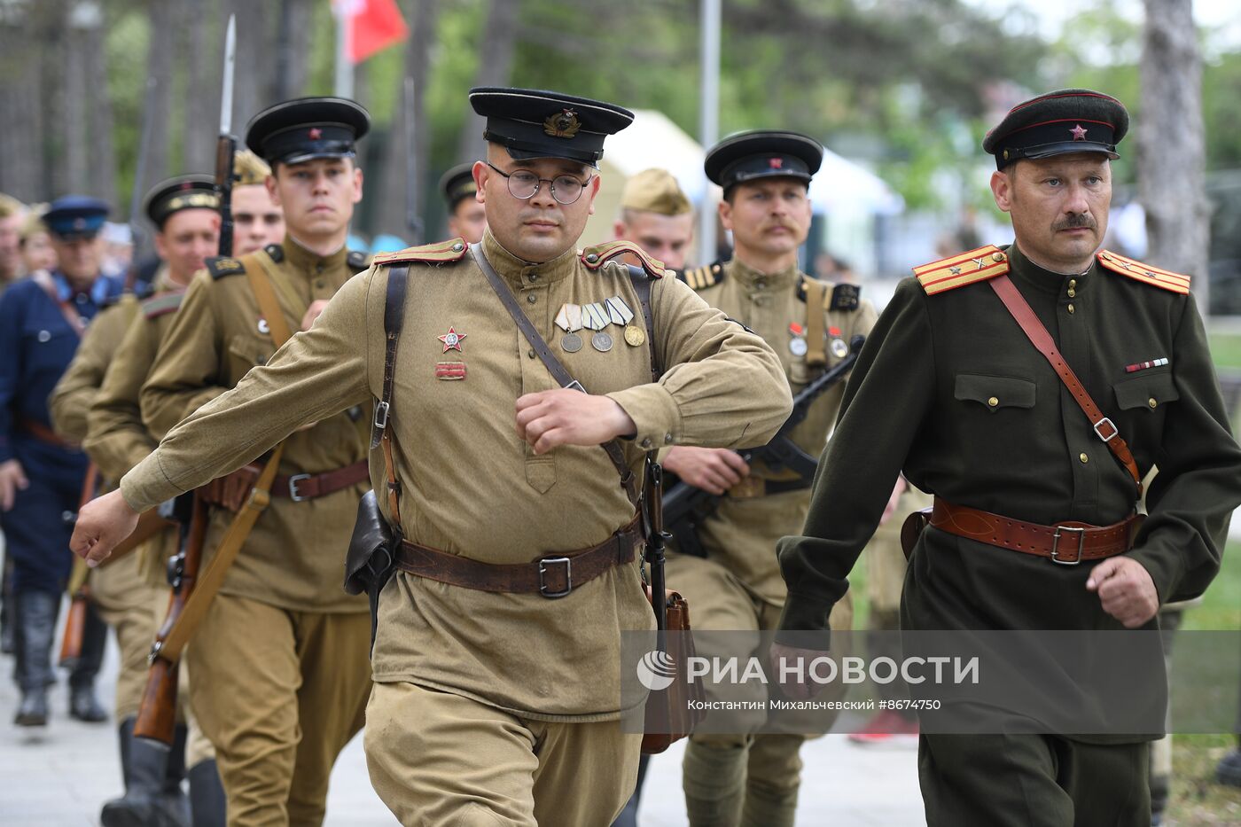 Историко-патриотический фестиваль "Знамена Славы" в Севастополе