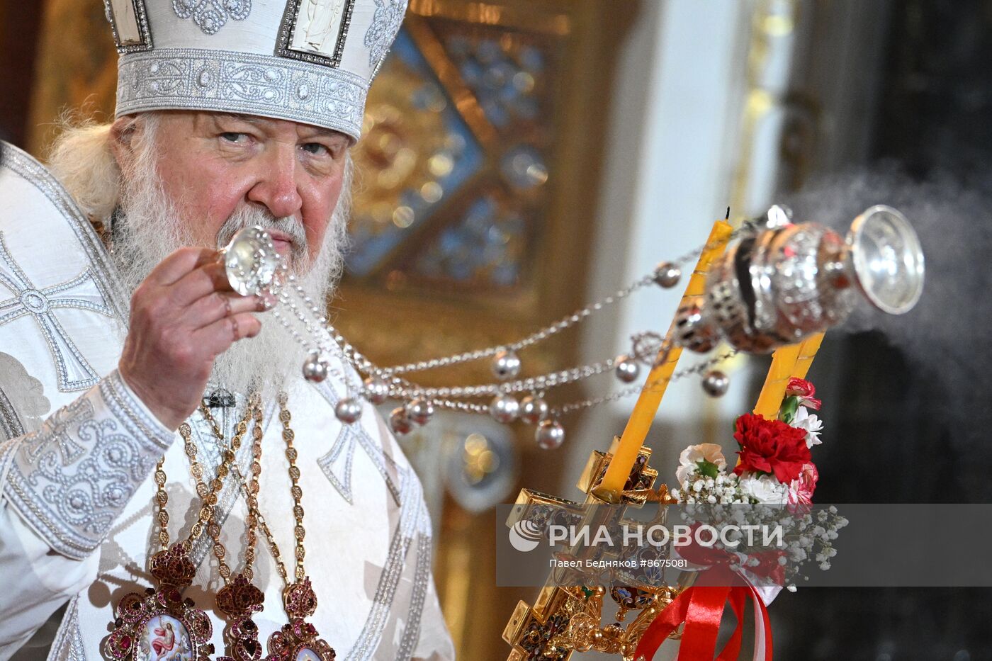 Ночное Пасхальное богослужение в Храме Христа Спасителя