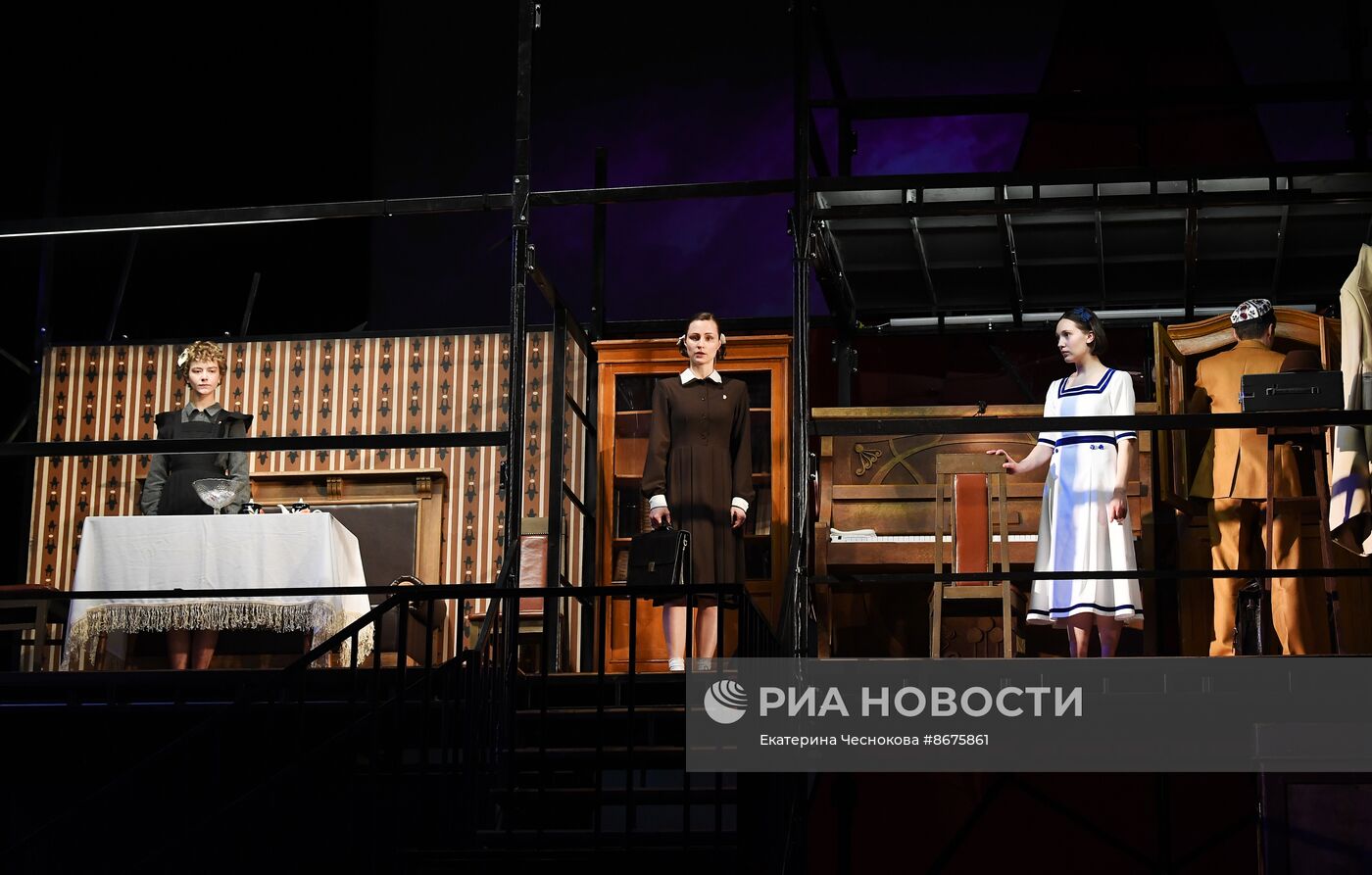 Спектакль "Завтра была война"