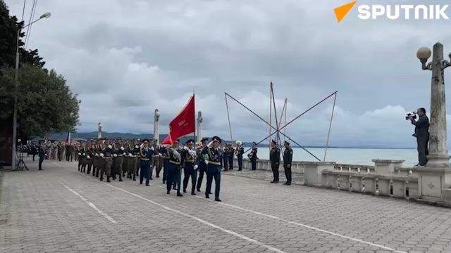 Генеральная репетиция парада Победы прошла в Сухуме