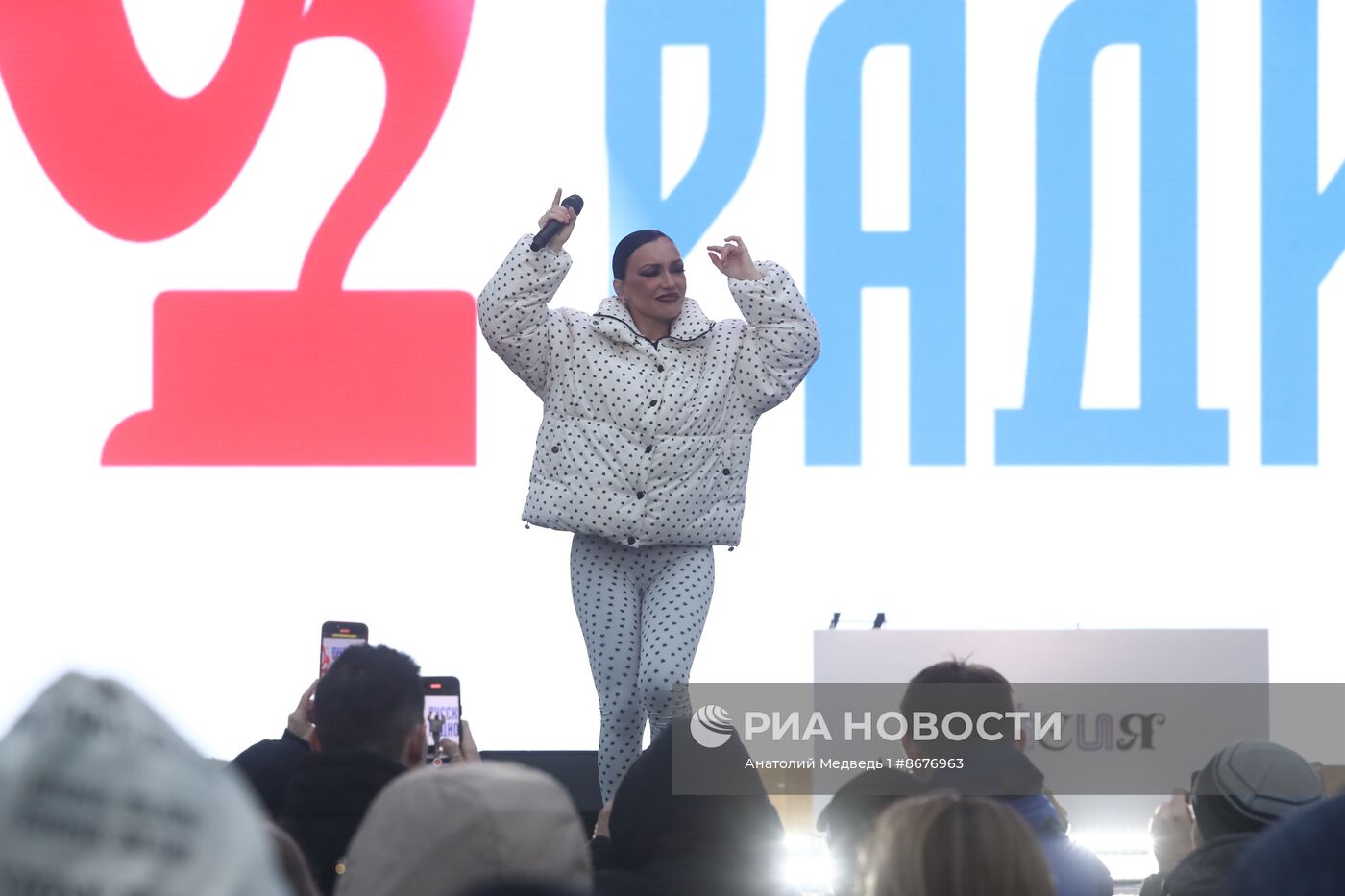 Выставка "Россия". DFM, Хит FM и Русское Радио представили свои программы