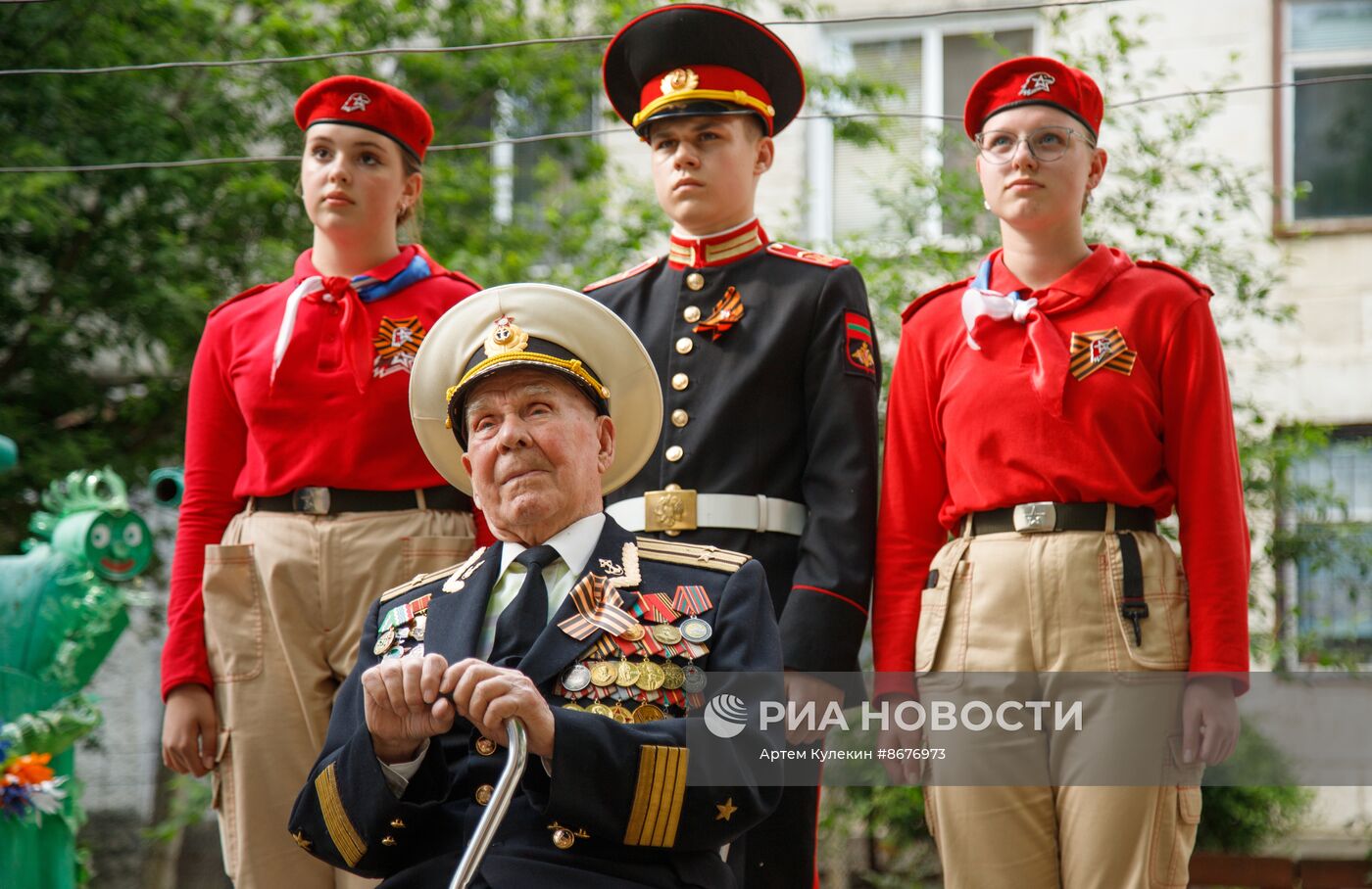 Поздравление ветеранов ВОВ с наступающим Днем Победы | РИА Новости Медиабанк