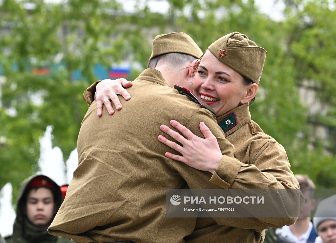 Акция "Парад у дома ветерана" в Казани