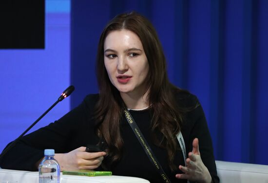 Выставка "Россия". Экспертная панель "Инвестиционный климат: какие перспективы в 2024 году?"