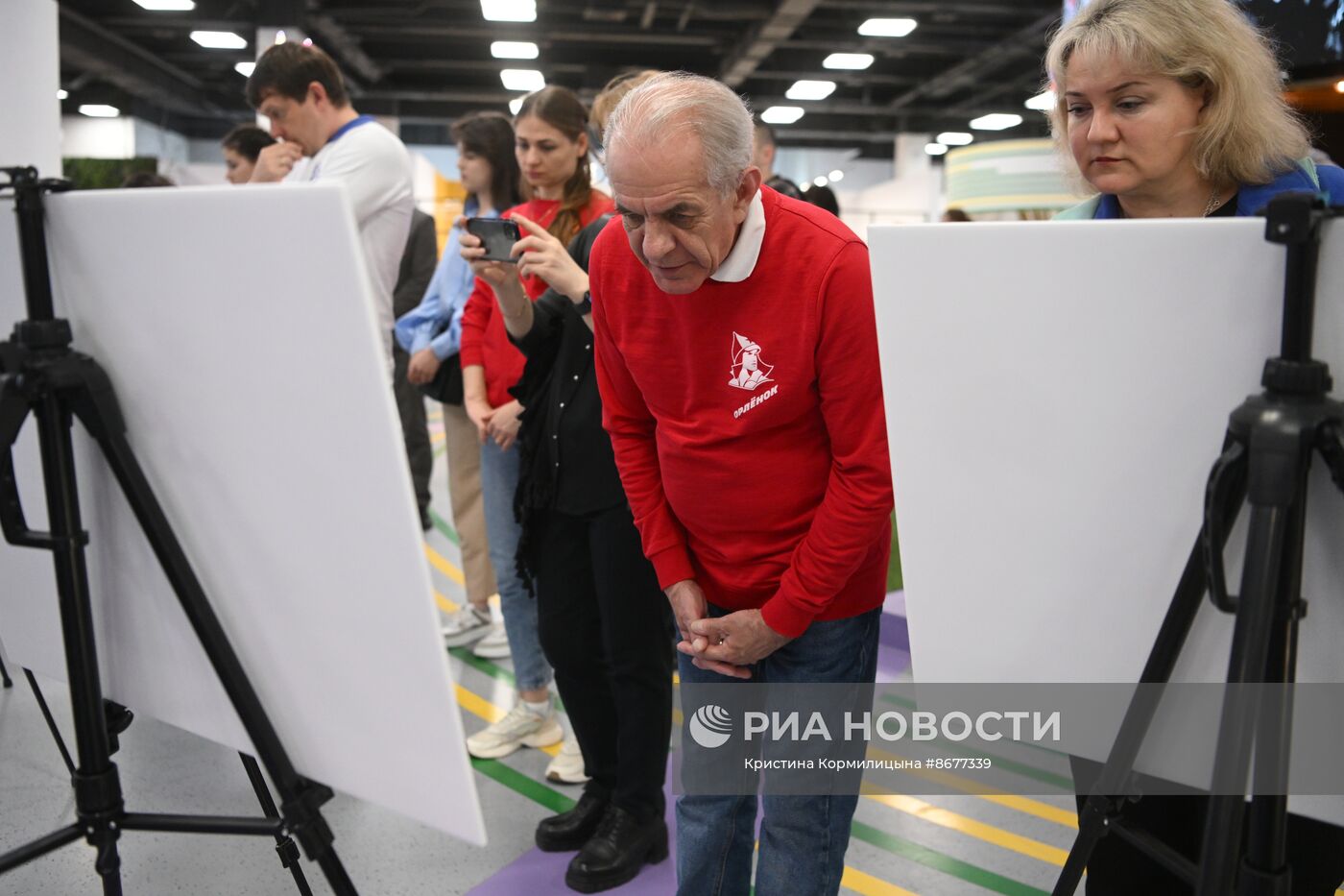 Открытие фотовыставки проекта "Освобождение. Путь к Победе. Тыл"