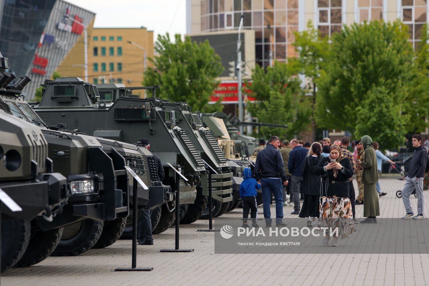 В Грозном открылась выставка трофейной техники из зоны СВО