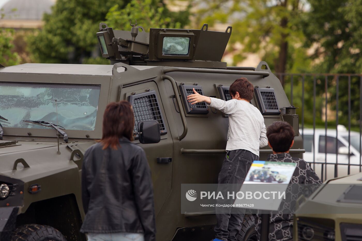 В Грозном открылась выставка трофейной техники из зоны СВО