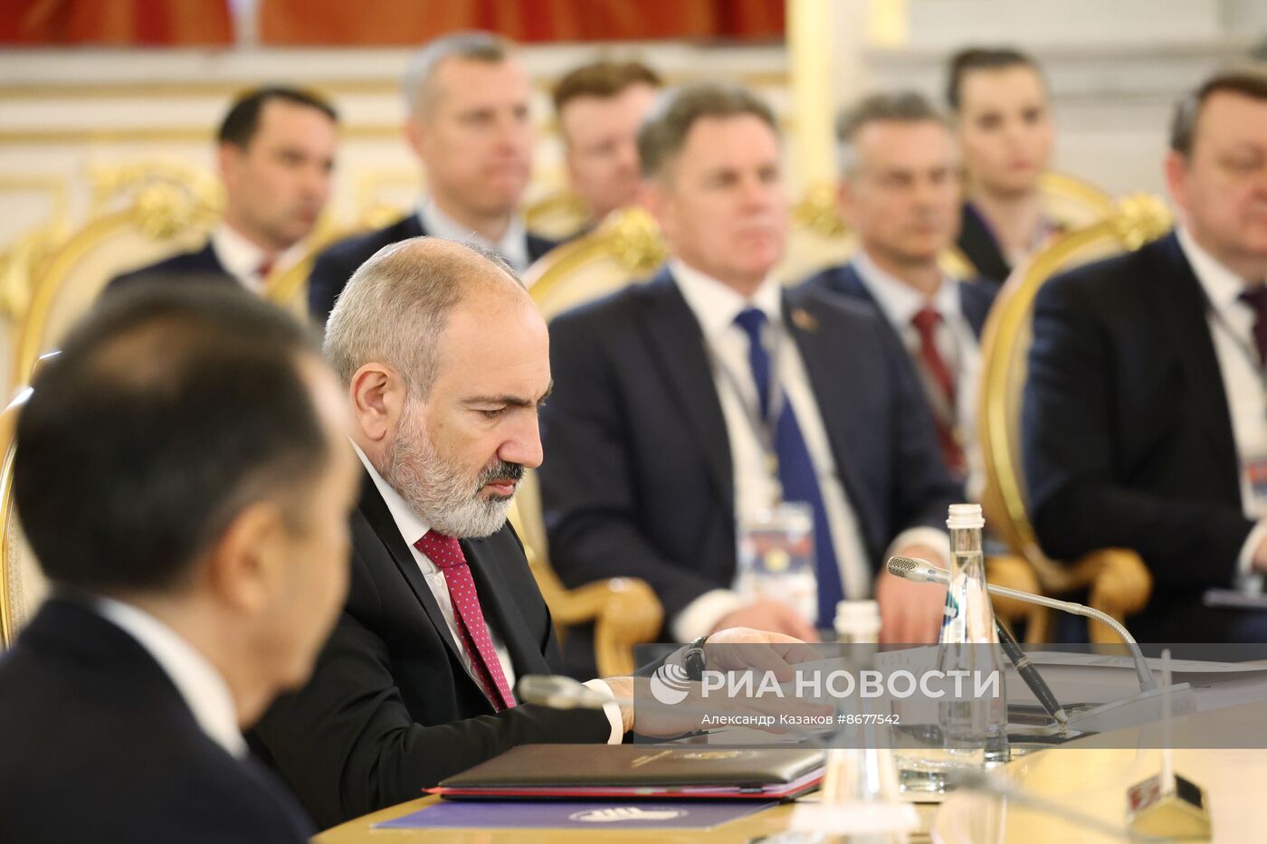 Президент России Владимир Путин принял участие в юбилейном саммите ЕАЭС в Москве