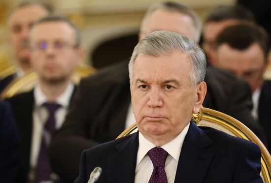 Президент России Владимир Путин принял участие в юбилейном саммите ЕАЭС в Москве