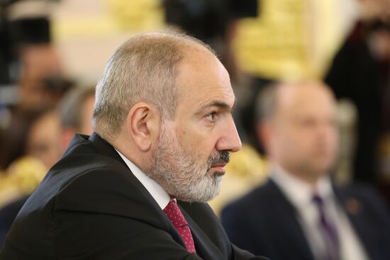 Президент России Владимир Путин принял участие в юбилейном саммите ЕАЭС в Москве