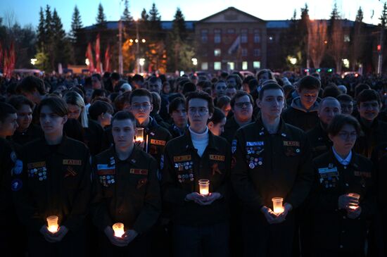 Акция "Свеча памяти" в Новосибирске
