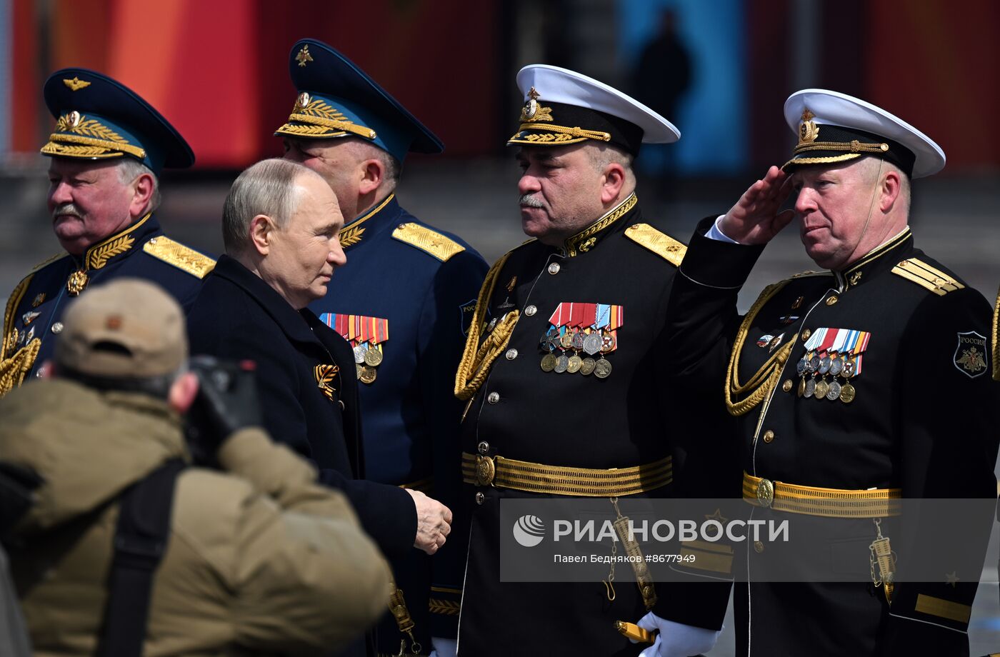 Президент Владимир Путин принял участие в параде Победы в Москве