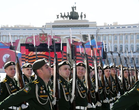 Празднование Дня Победы в России