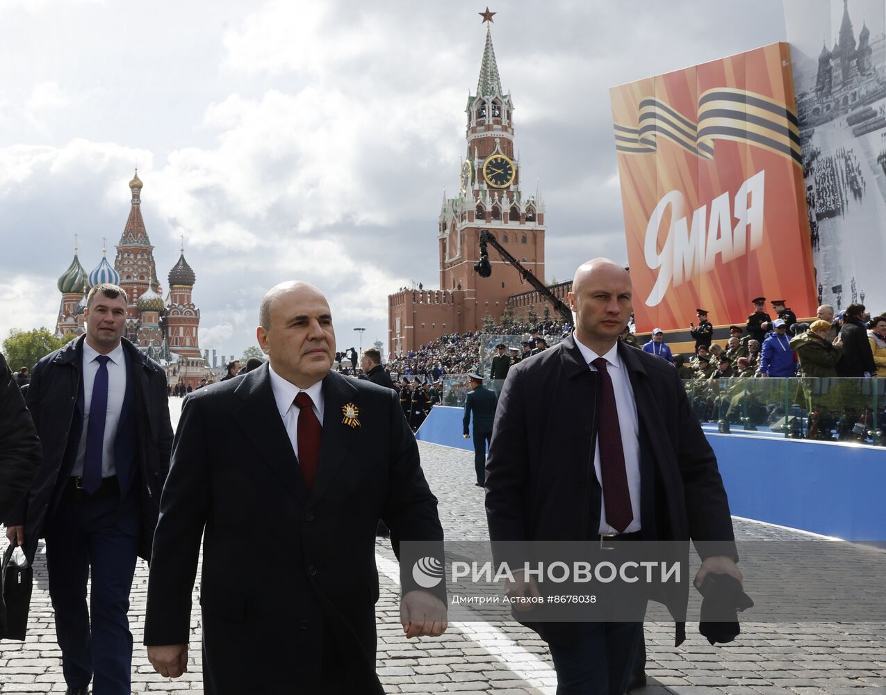 Президент Владимир Путин принял участие в параде Победы в Москве