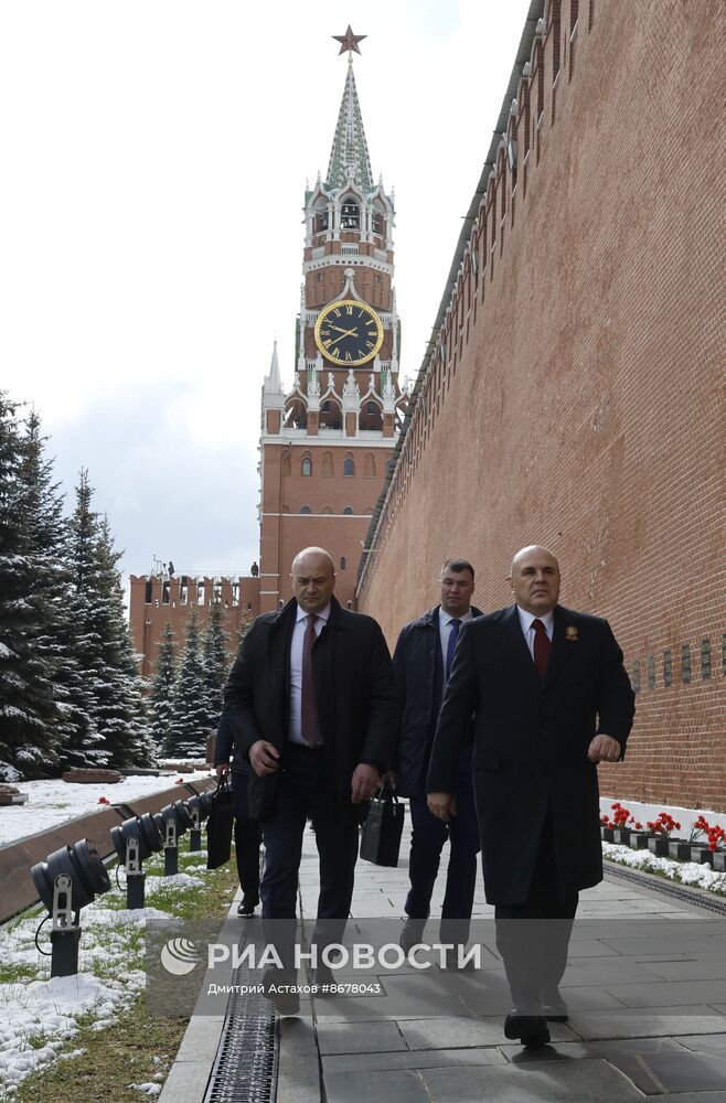 Президент Владимир Путин принял участие в параде Победы в Москве