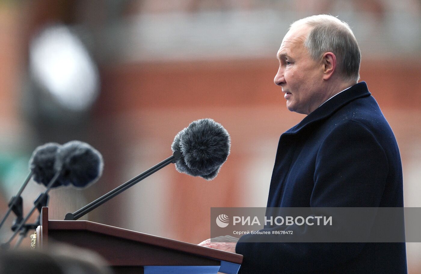 Президент Владимир Путин принял участие в параде Победы в Москве