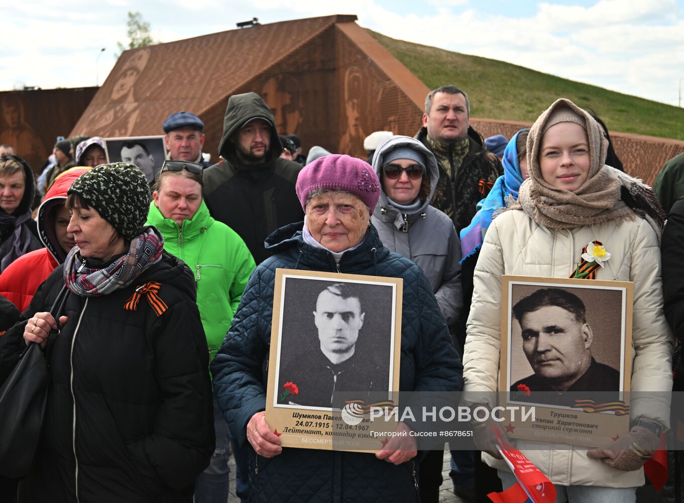 Празднование Дня Победы на Ржевском мемориале Советскому солдату