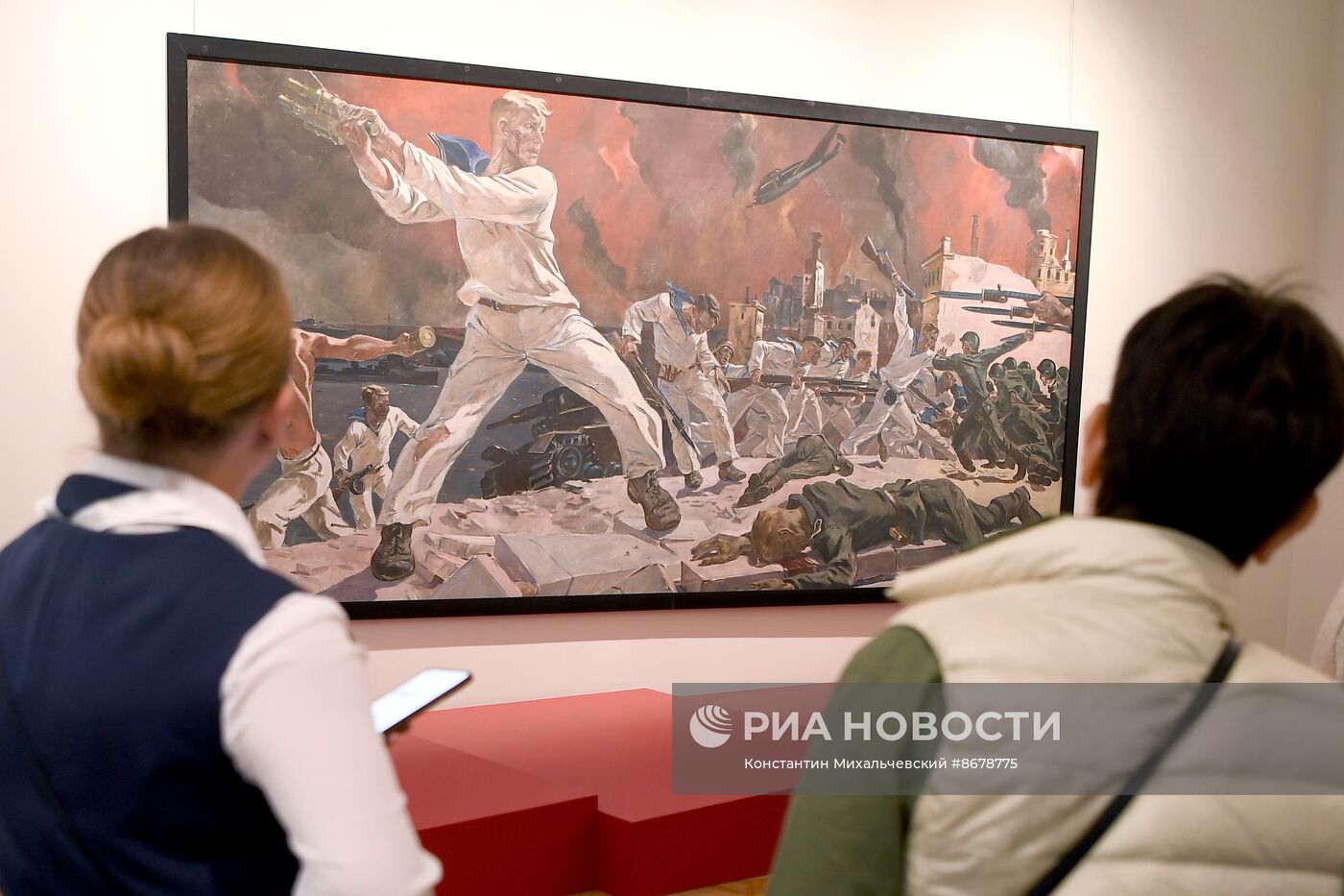 Картину А. Дейнеки "Оборона Севастополя" впервые представили на выставке к 80-летию освобождения города-героя