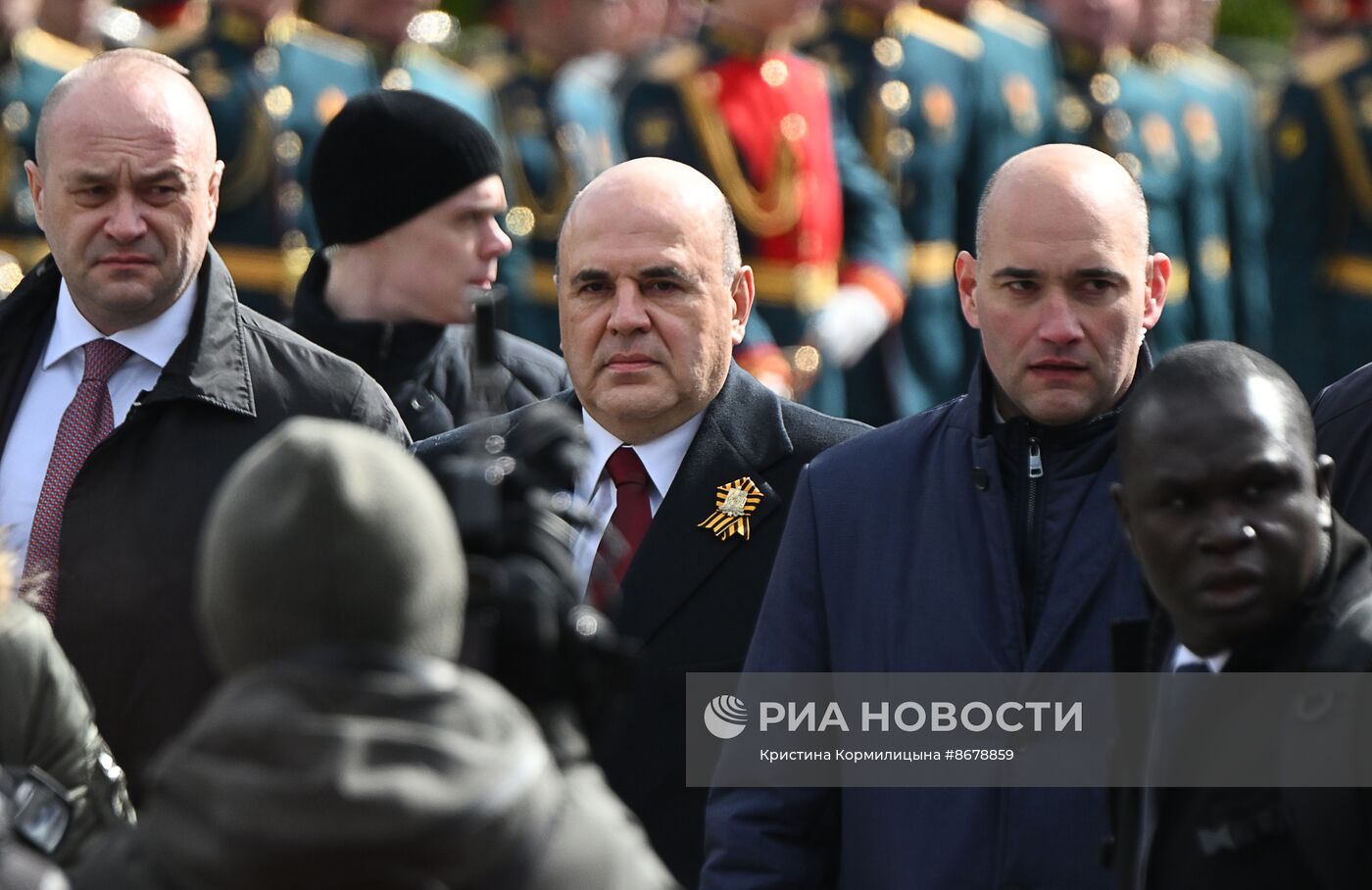 Президент Владимир Путин принял участие в параде Победы в Москве
