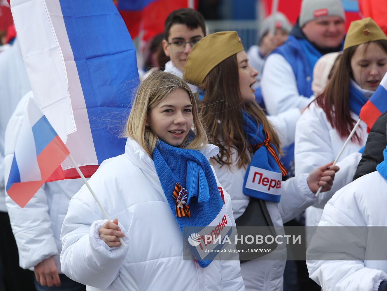 Выставка "Россия". Торжественное шествие в честь 9 Мая