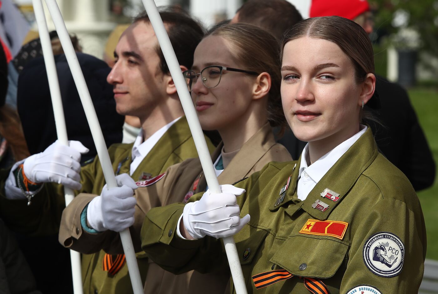 Выставка "Россия". Торжественное шествие в честь 9 Мая