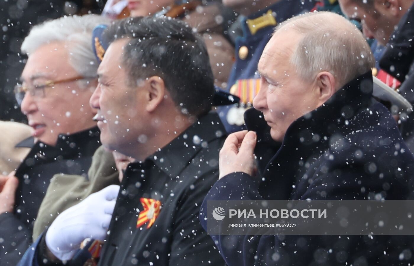 Президент Владимир Путин принял участие в параде Победы в Москве