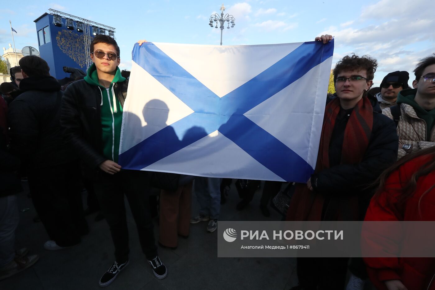 Выставка "Россия". Концерт Ильдара Абдразакова совместно с Российским национальным молодежным симфоническим оркестром